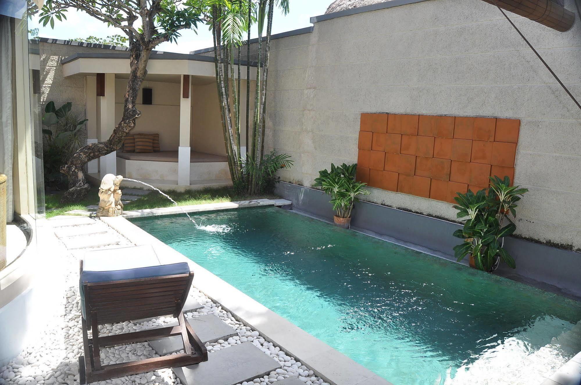 D'Alang Alang Villas Seminyak Exterior foto